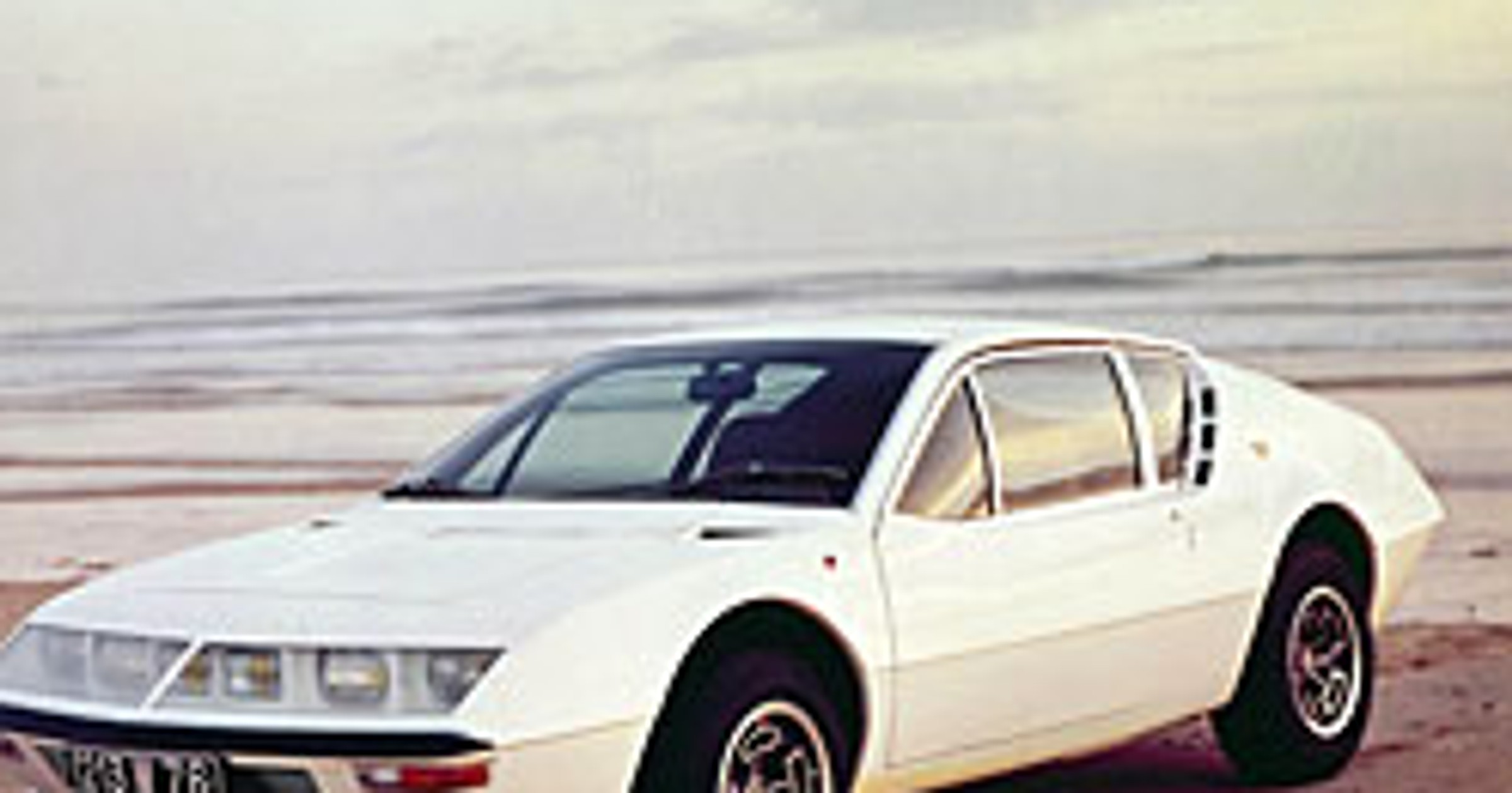 Historia Renault w fotografii (180 zdjęć z lat 1898 - 2008)