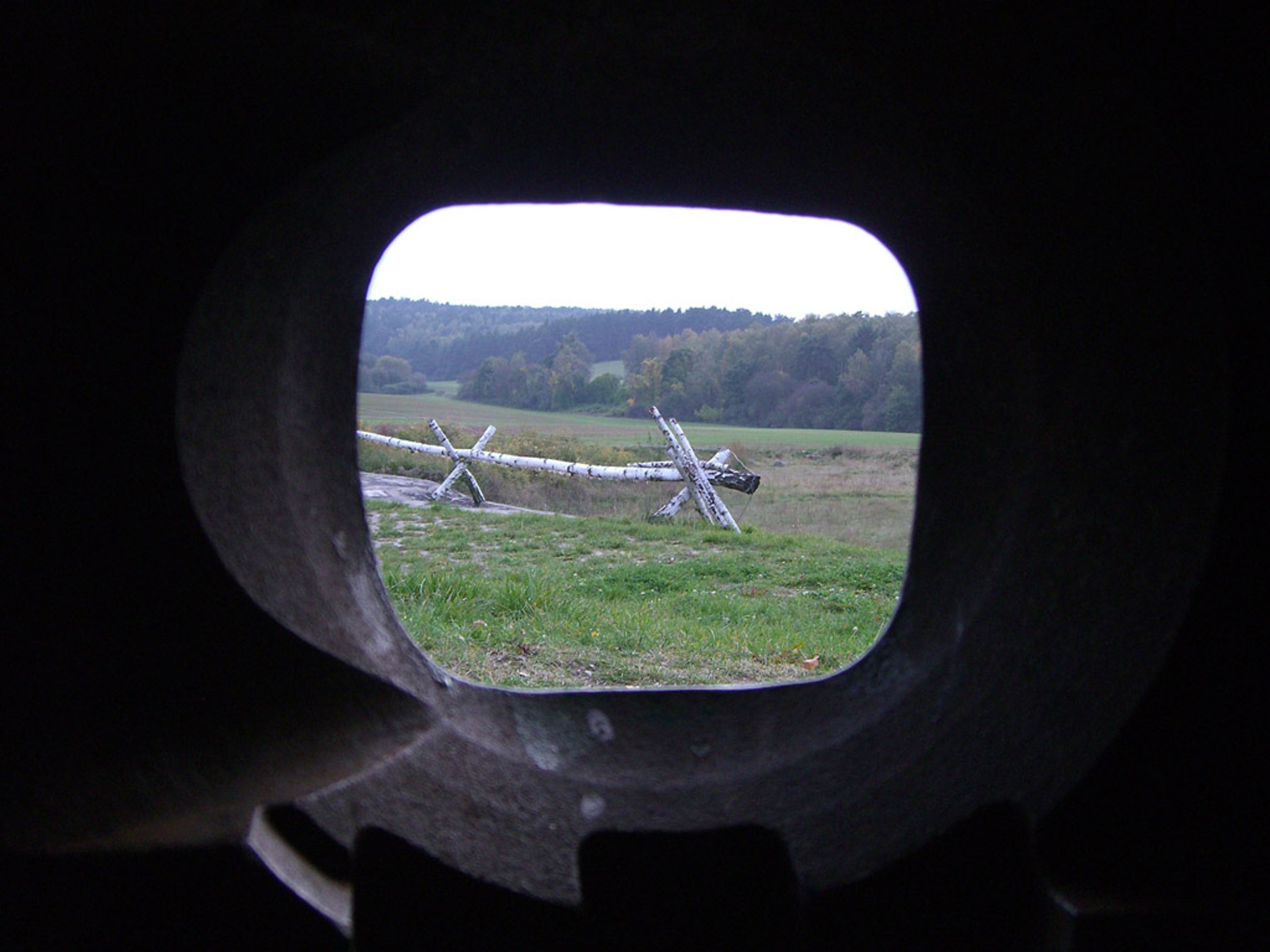 Skoda Yeti wśród fortyfikacji. 100 kilometrów bunkrów Hitlera