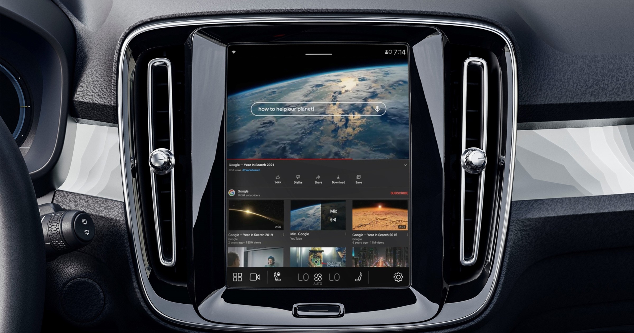 YouTube w Volvo C40 z Android Automotive