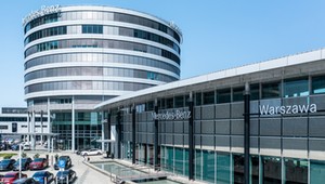 Znany warszawski salon Mercedesa sprzedany. Przejęli go Włosi