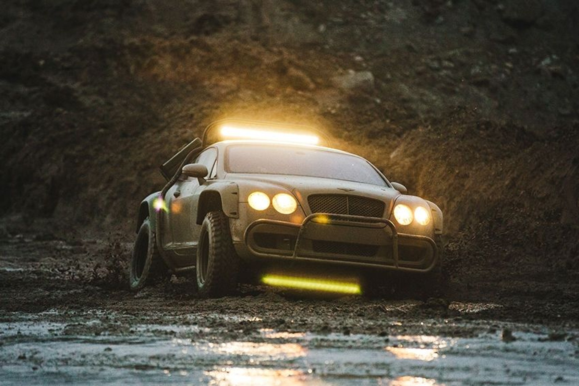 Offroadowy Bentley Continental GT na sprzedaż