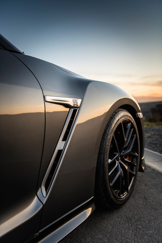 Nissan GT-R