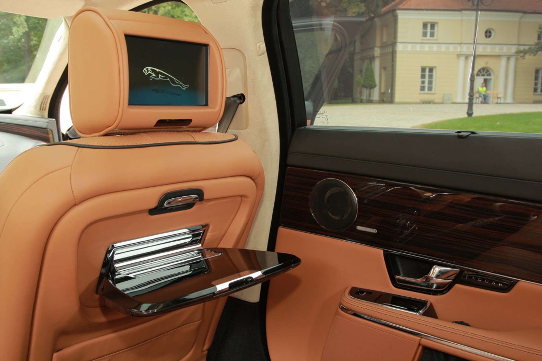 Jaguar XJ 3.0 Diesel: luksus dla znudzonych