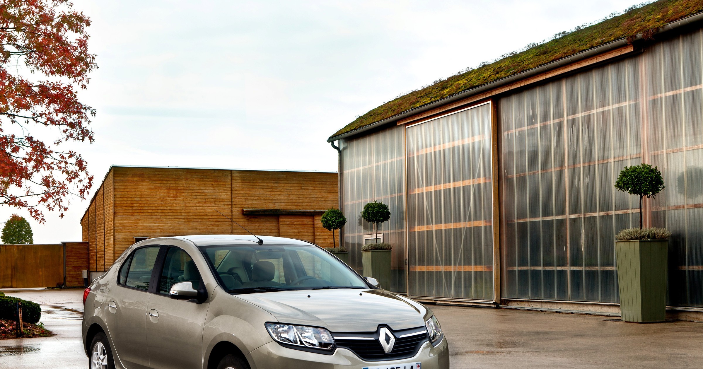 Tani sedan Renault Symbol