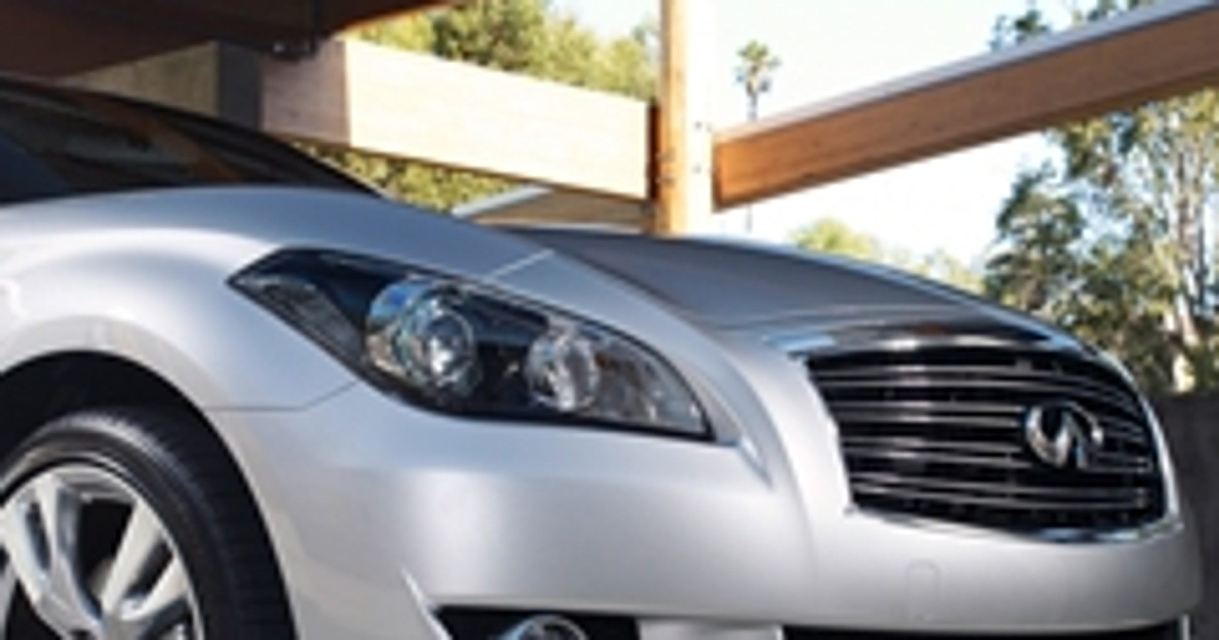 W jakim aucie poczujesz się jak w lesie? W Infiniti M37
