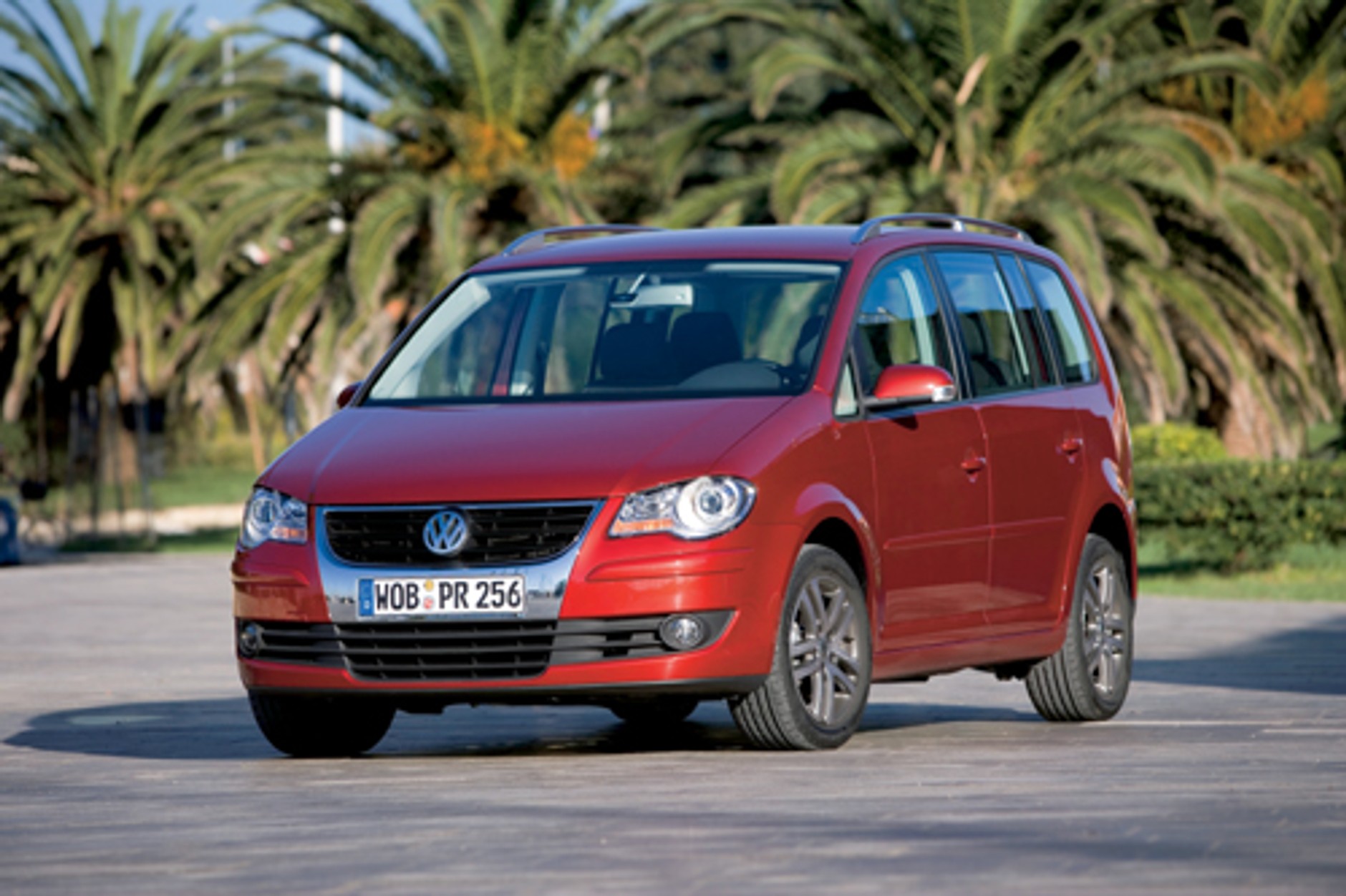 VW Touran - Nowy silnik i face lifting