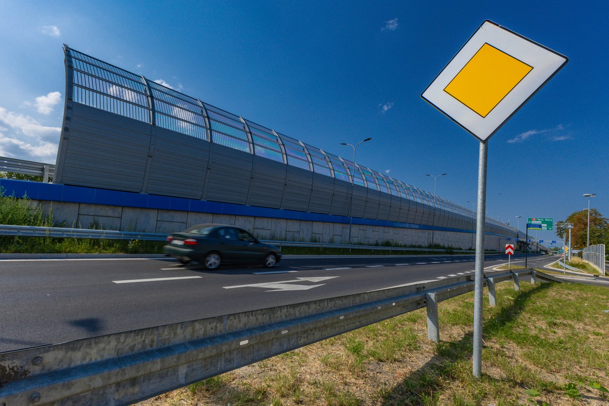 W tym mieście znajduje się najdłuższa ulica w Polsce. To wcale nie stolica!