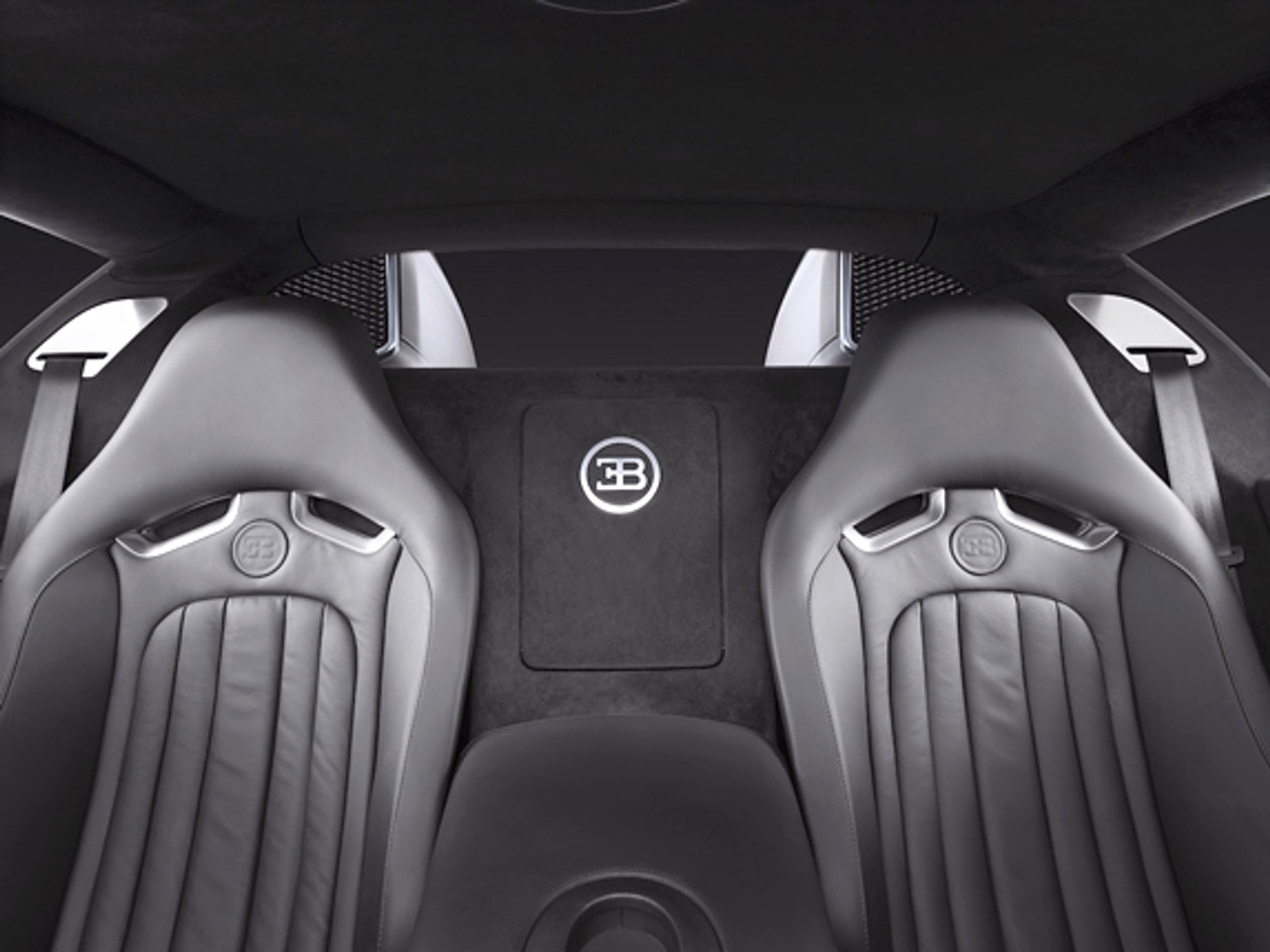 IAA Frankfurt 2007: Bugatti Veyron 16.4 Pur Sang – lśniąca premiera