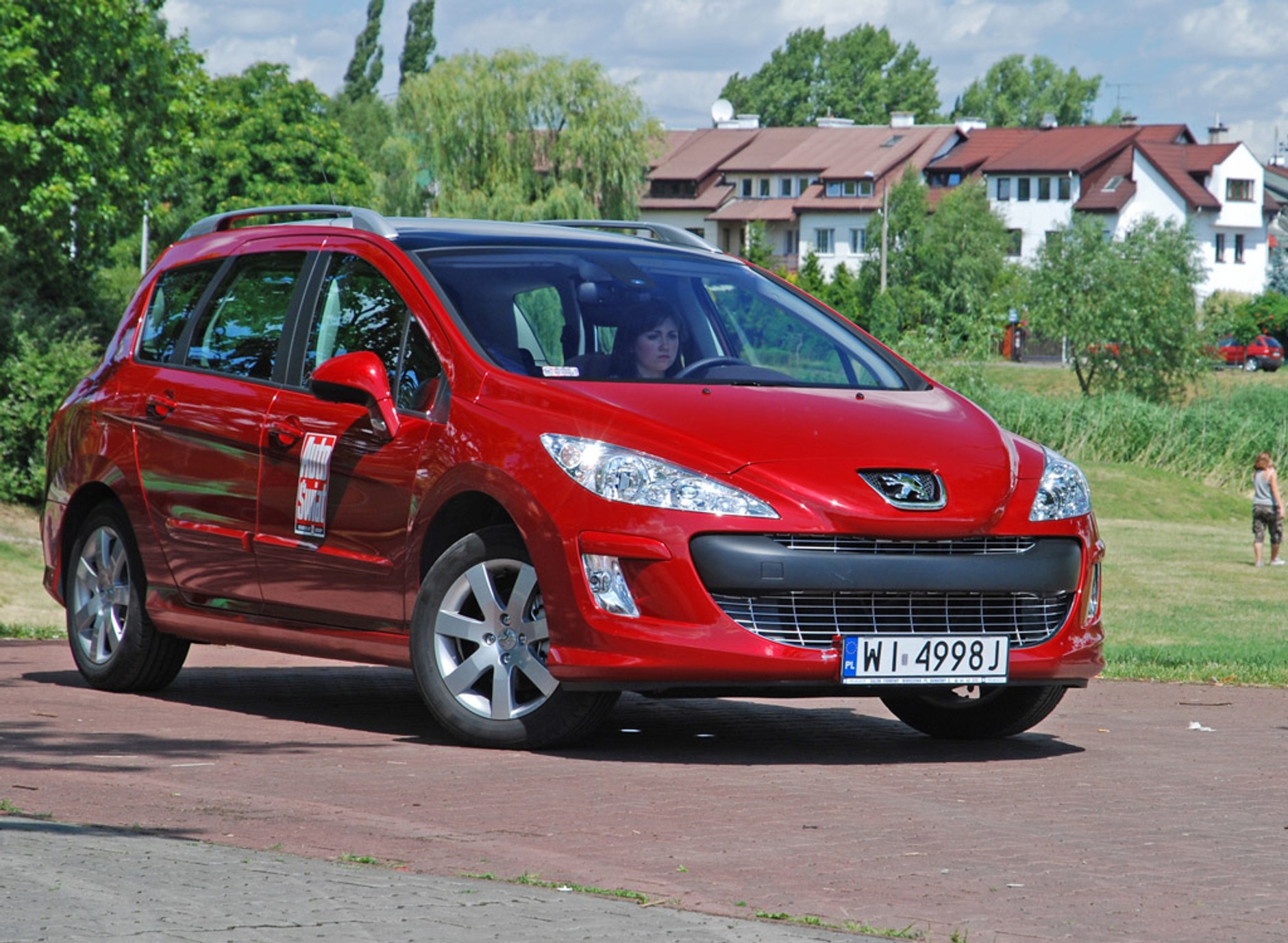 Używany Peugeot 308: poznaj największe wady i zalety francuskiego kompaktu