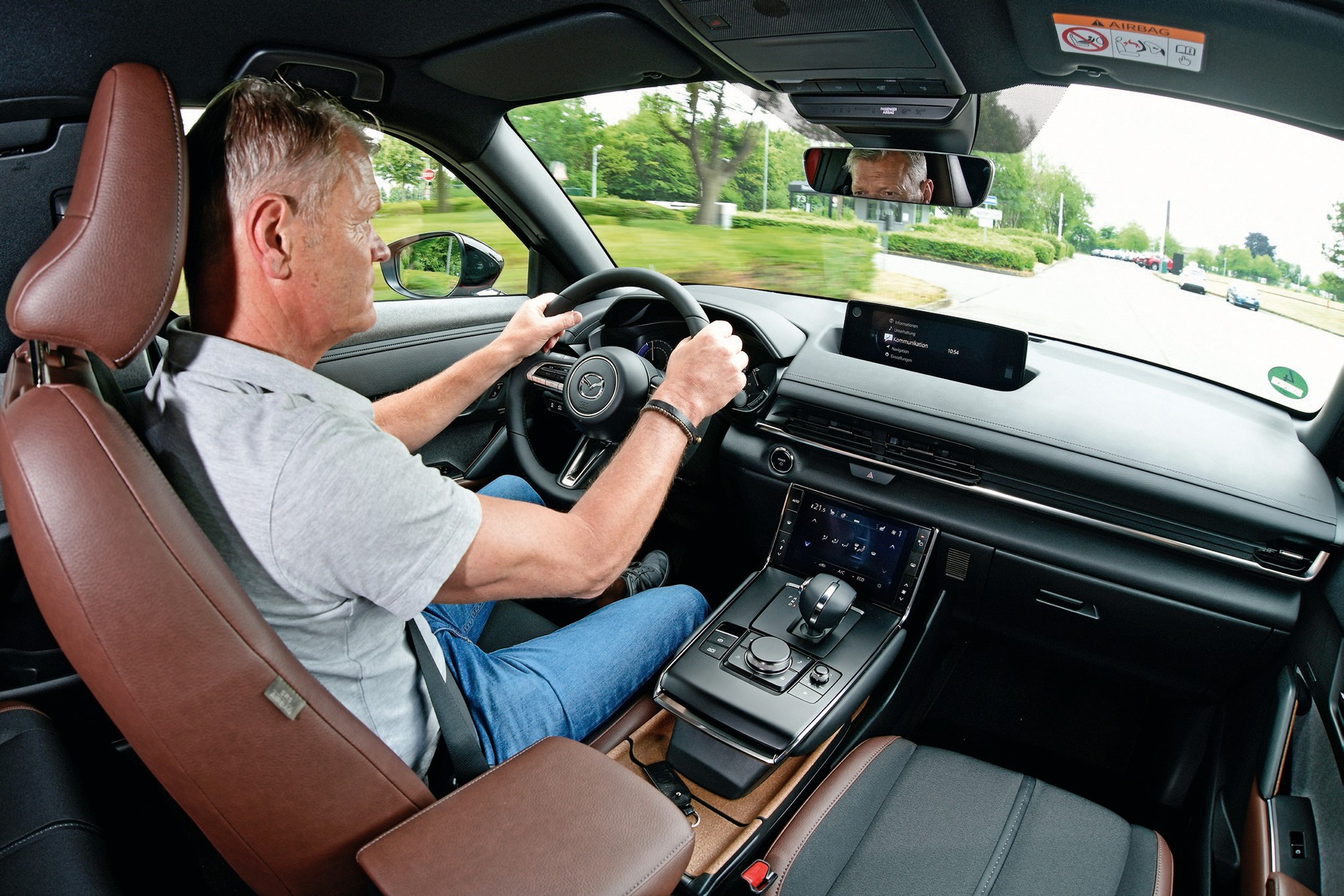 Elektryczna Mazda MX-30