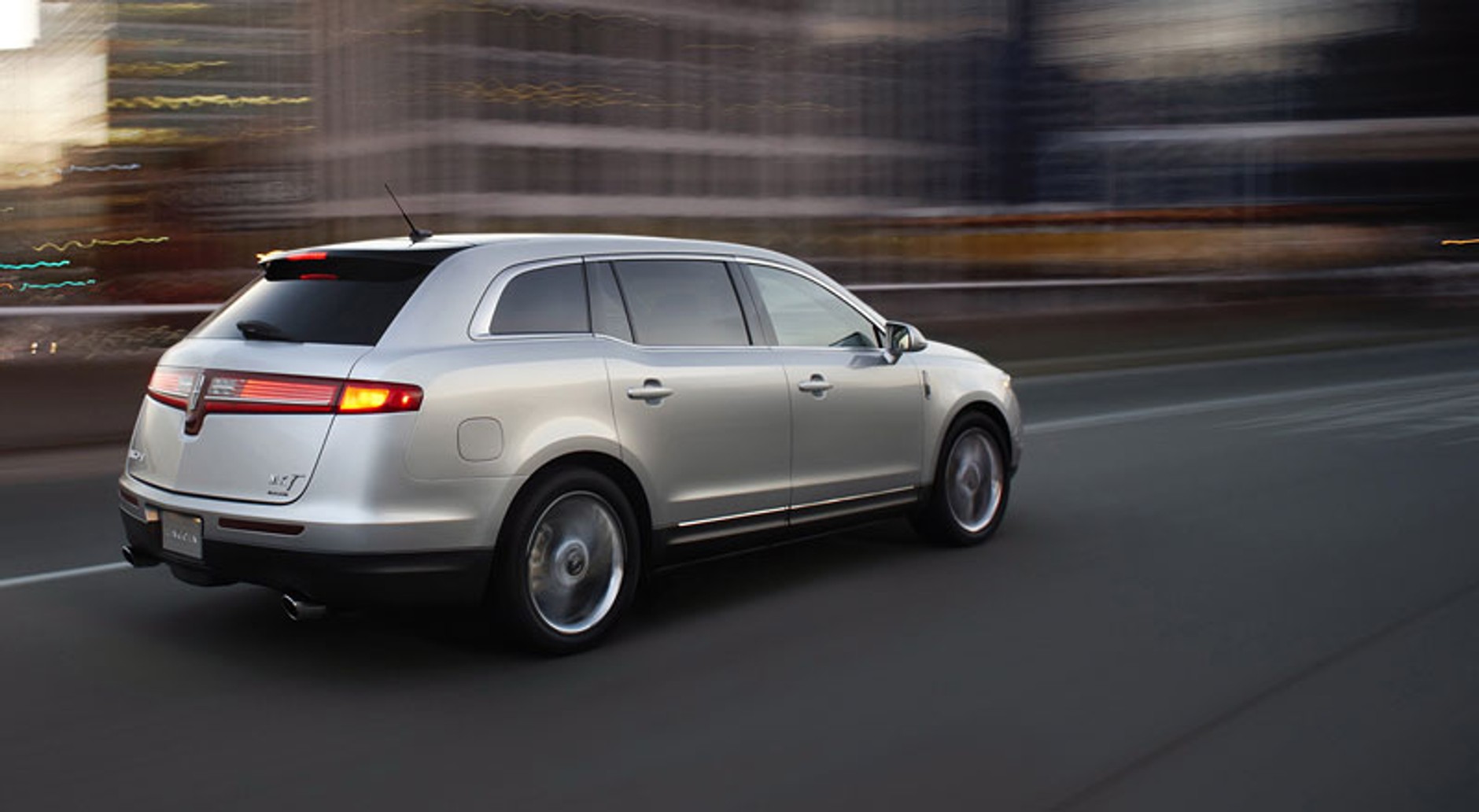Lincoln MKT - wersja seryjna ubiegłorocznego konceptu