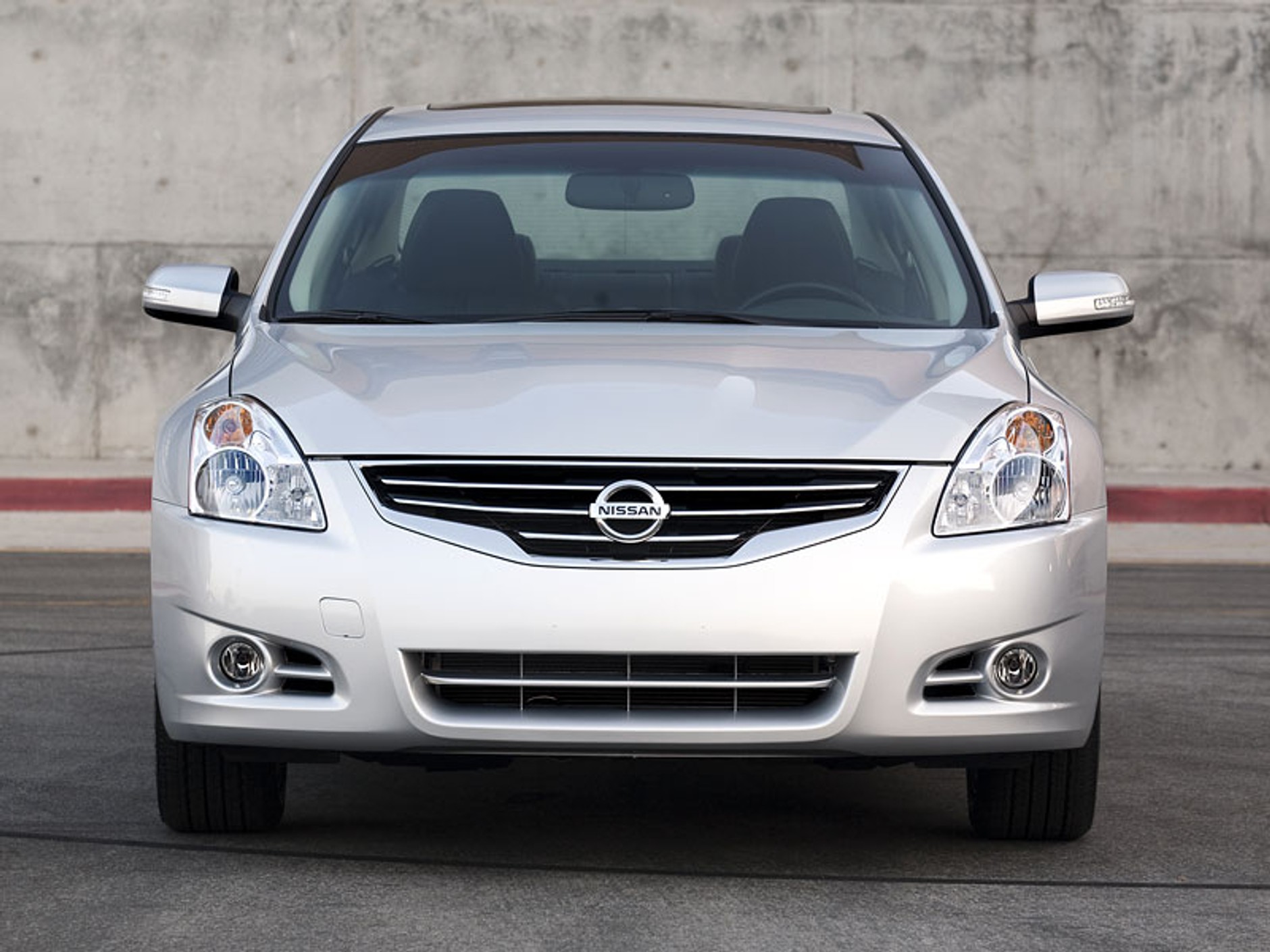 Nissan Altima 2010: amerykański facelifting na rok 2010