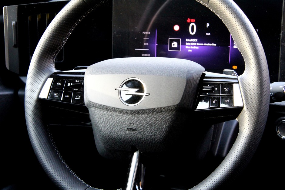 Opel Astra 1.2 Turbo Hybrid Ultimate