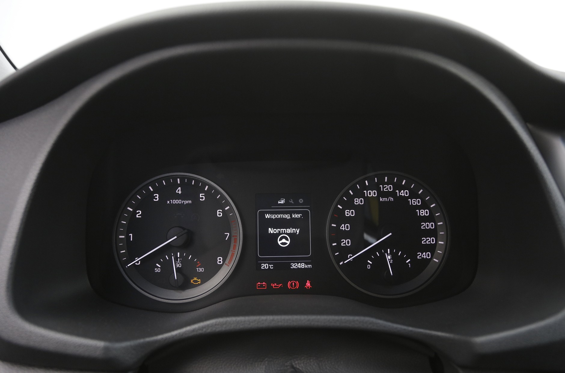 Hyundai Tucson 1.6 FWD (3)