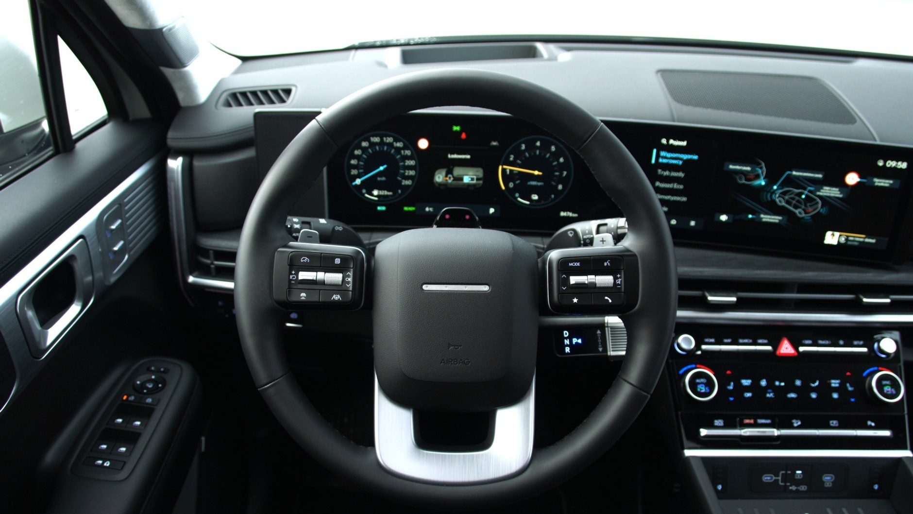 Hyundai Santa Fe Hybrid