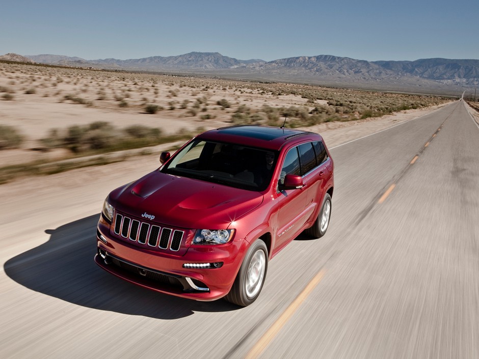 Jeep Grand Cherokee SRT8 – SUV-wyścigowiec
