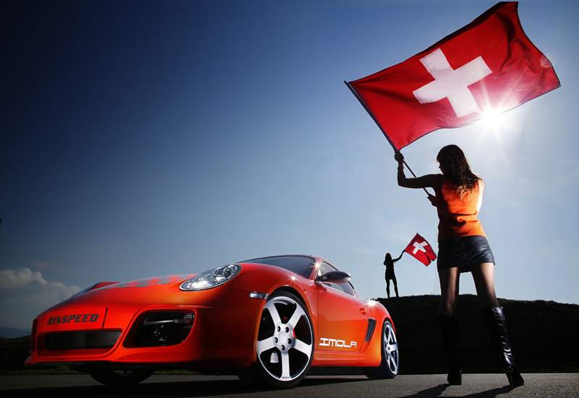 Rinspeed w Paryżu: podrasowany Cayman i Carrera 4