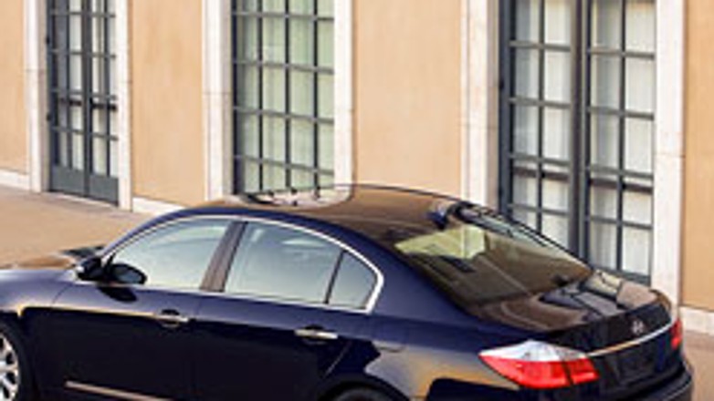 Detroit 2008: Hyundai Genesis - koreański flagowiec dopływa (oficjalne informacje)