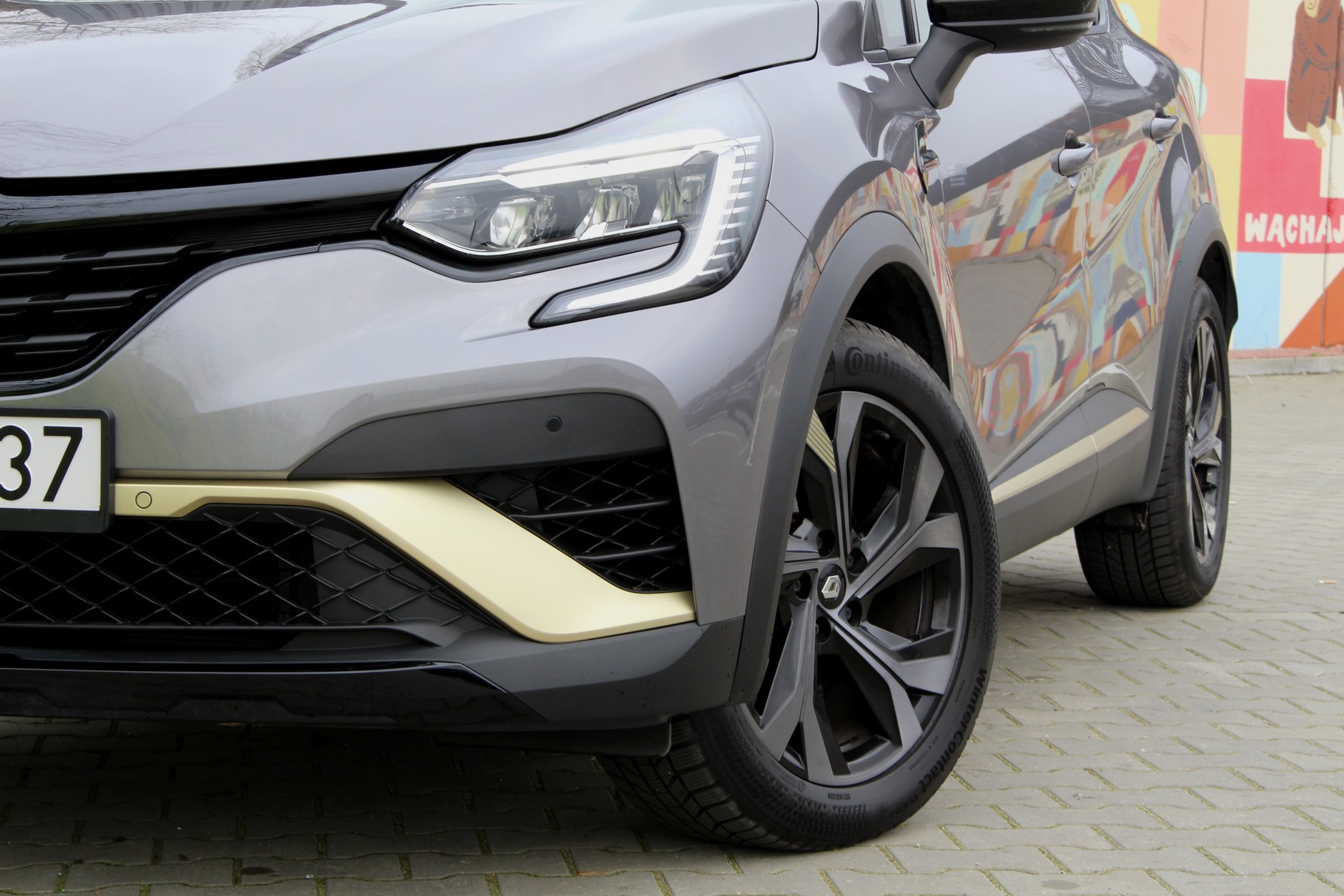 Renault Captur E-Tech full hybrid E-Tech engineered