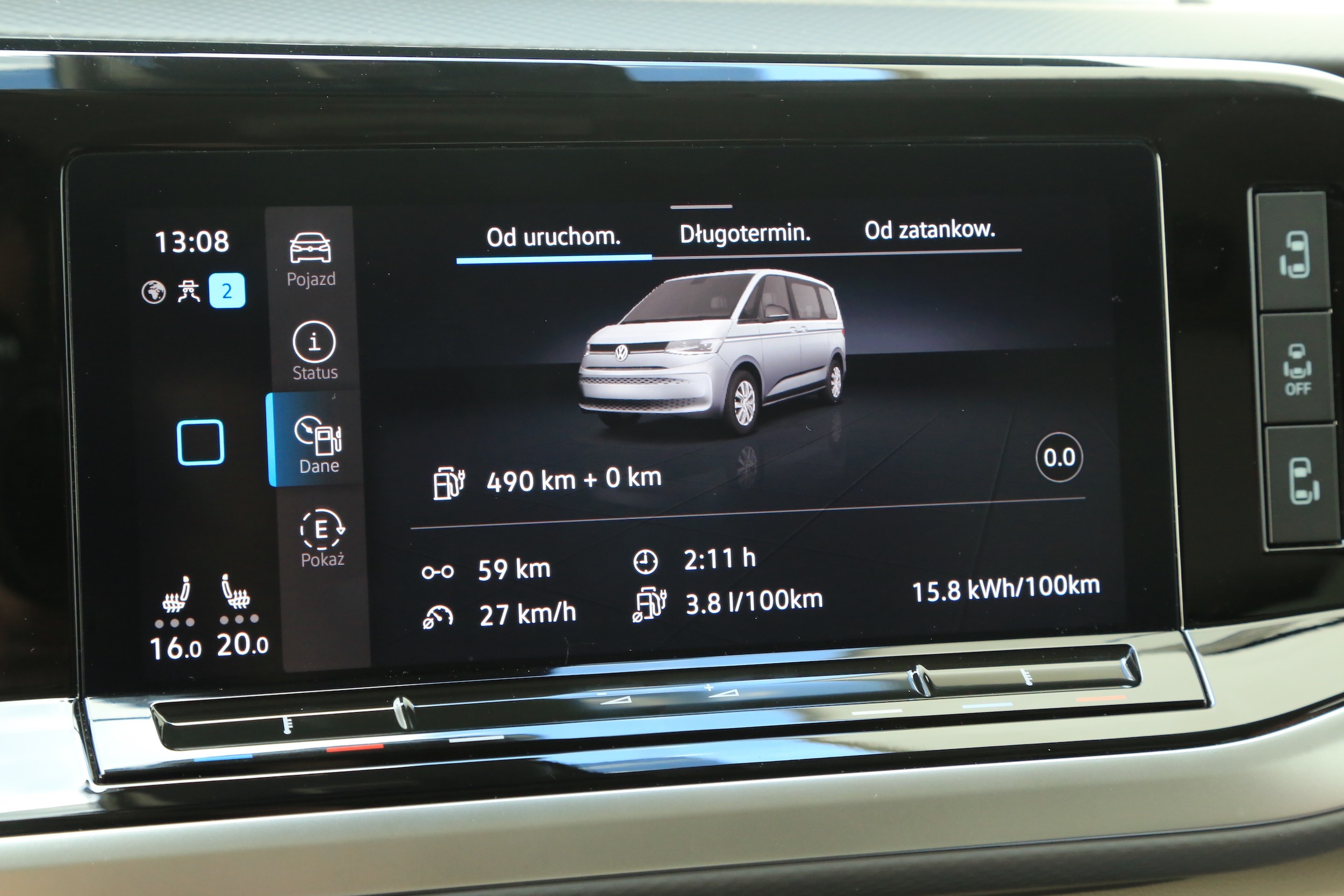 Komputer pokładowy oblicza też zużycie prądu – tego parametru nie da się jednak wyświetlić na zegarach.