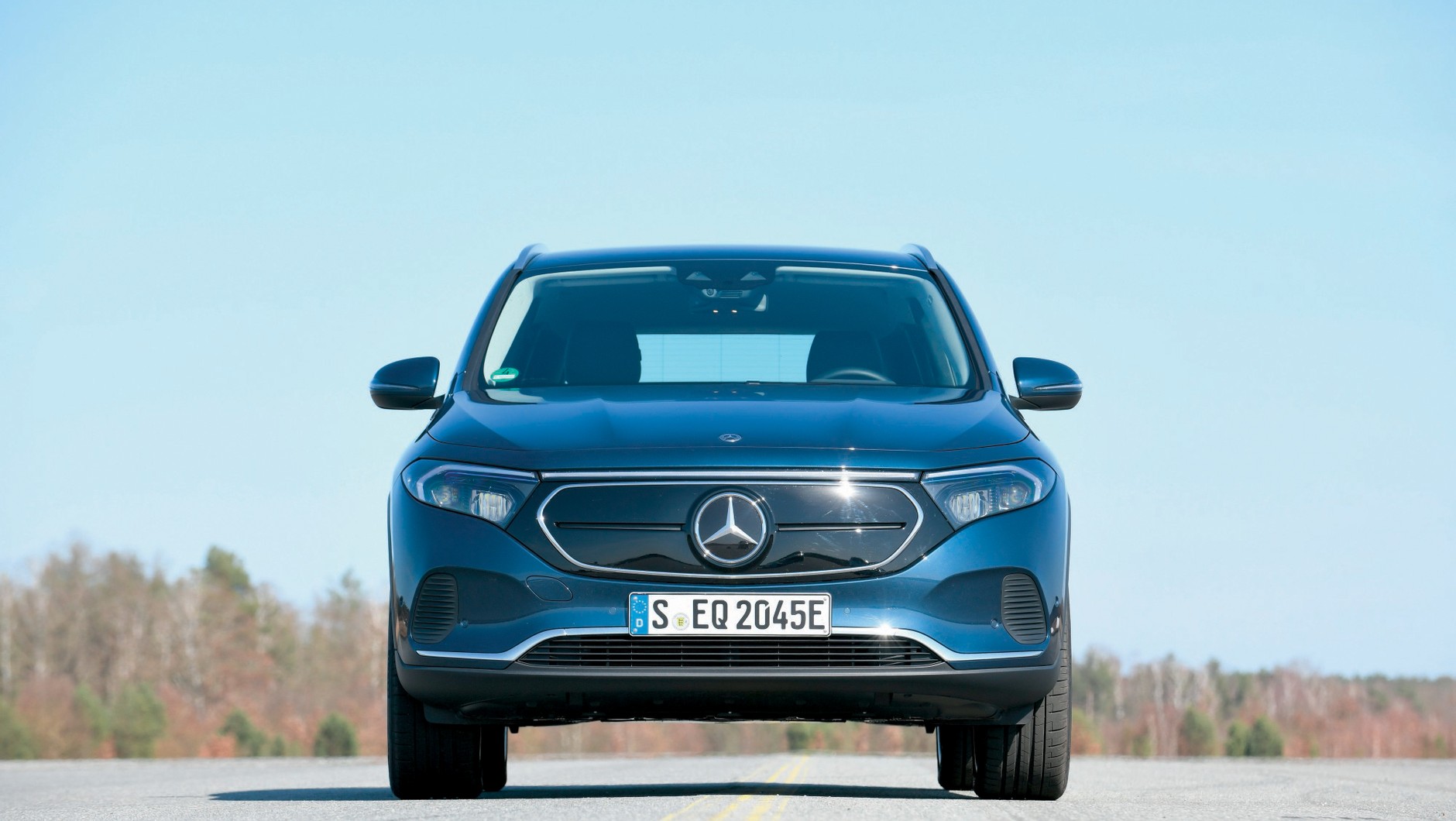 Czy ten duet zelektryfikuje motoryzację? Mercedes EQA kontra Kia e-Niro