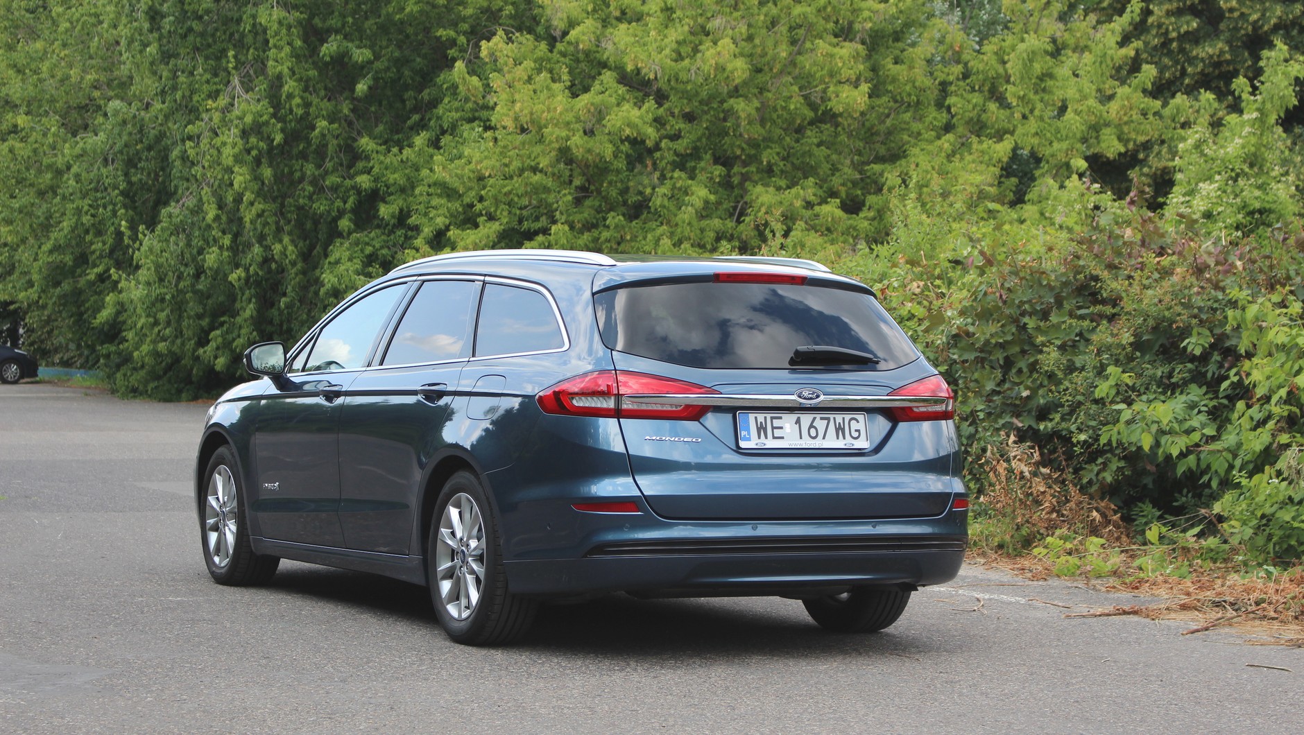 Ford Mondeo Hybrid kombi