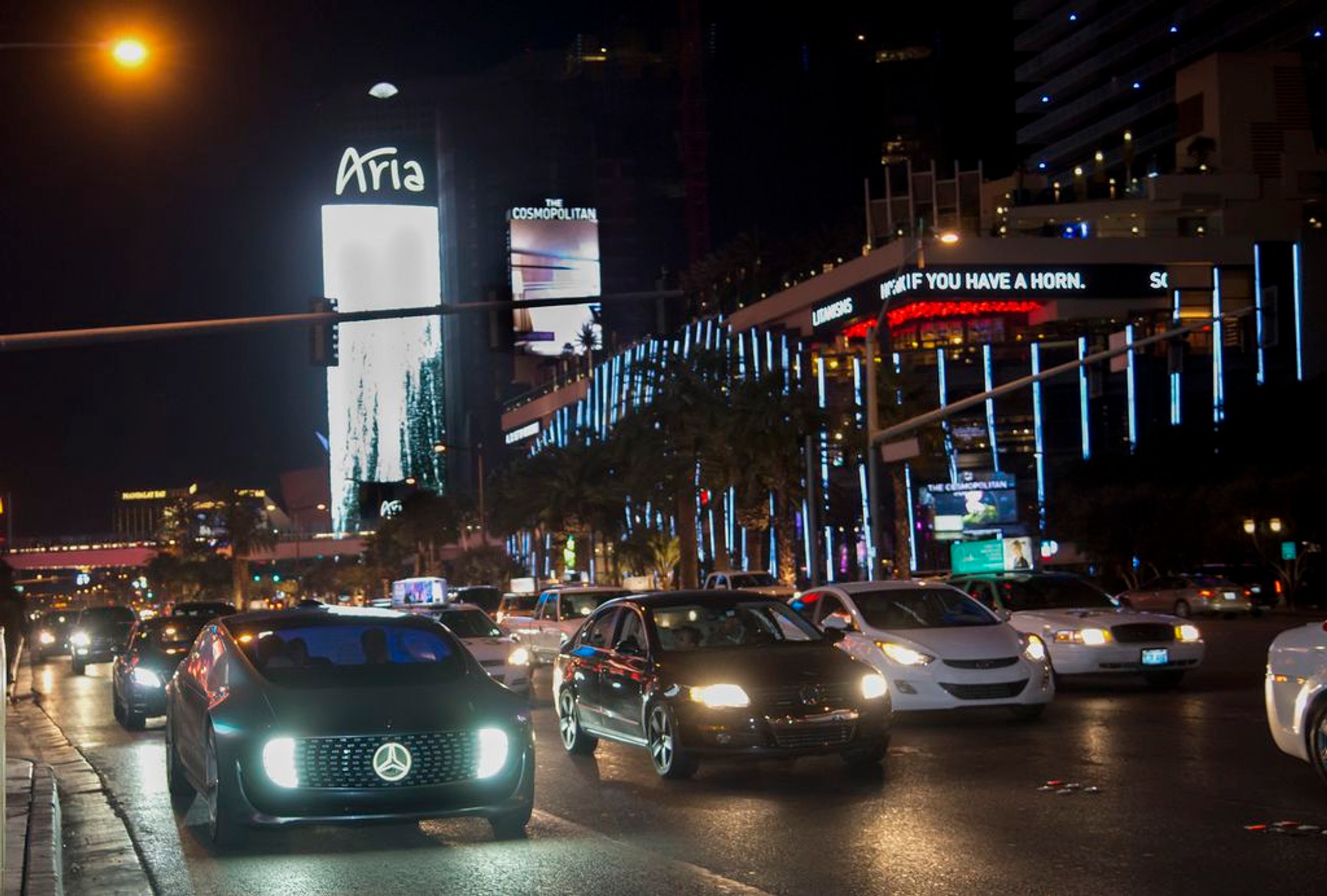 Mercedes-Benz F 015 – mobilna rewolucja