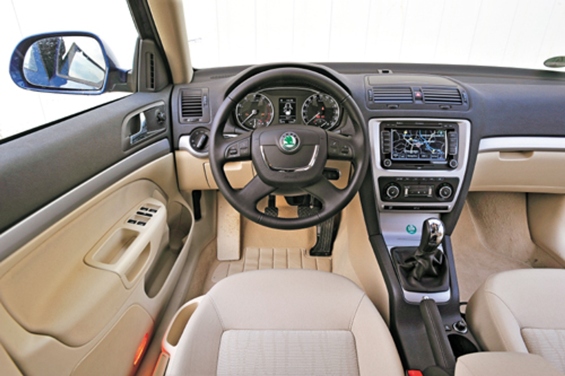 Ford Focus kontra Hyundai i30 CW, Opel Astra, Peugeot 308 SW, Skoda Octavia oraz VW Golf V - Test porównawczy kompaktowych kombi. Sprawdzamy które jest najlepsze