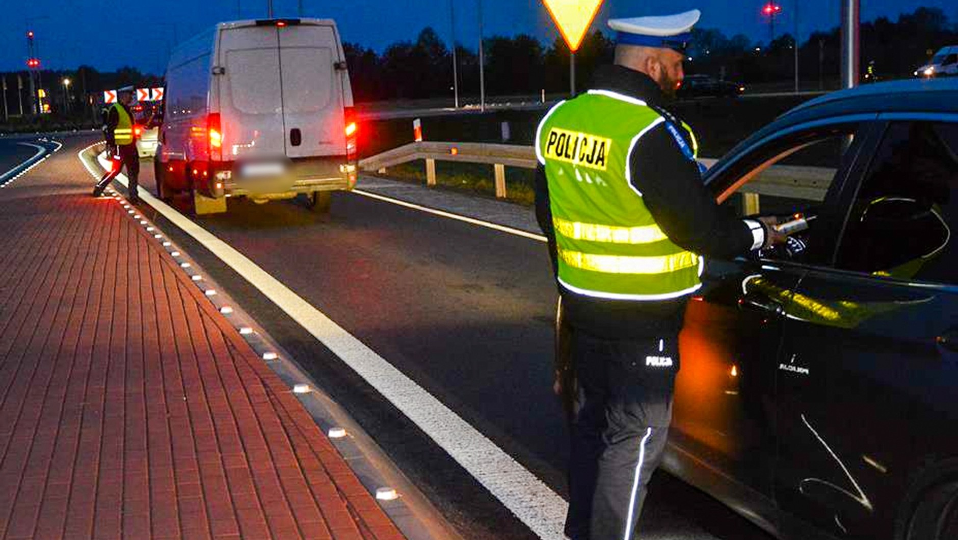 Jedna akcja, trzech pijanych kierowców – i to pomimo bardzo wysokich kar, jakie grożą za jazdę po alkoholu