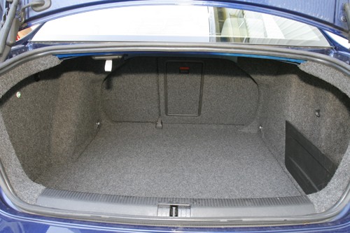 Honda Civic, Mittsubishi Lancer, VW Jetta -  Niby takie same, a jednak inne