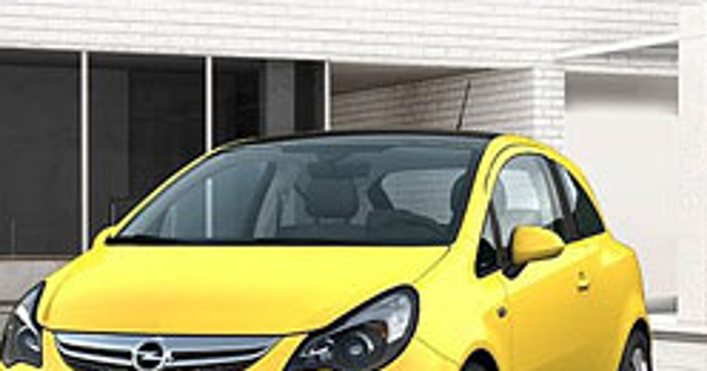 Opla Corsa po faceliftingu w Bolonii
