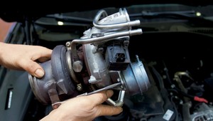 Jak wyglada regeneracja turbosprężarki krok po kroku?