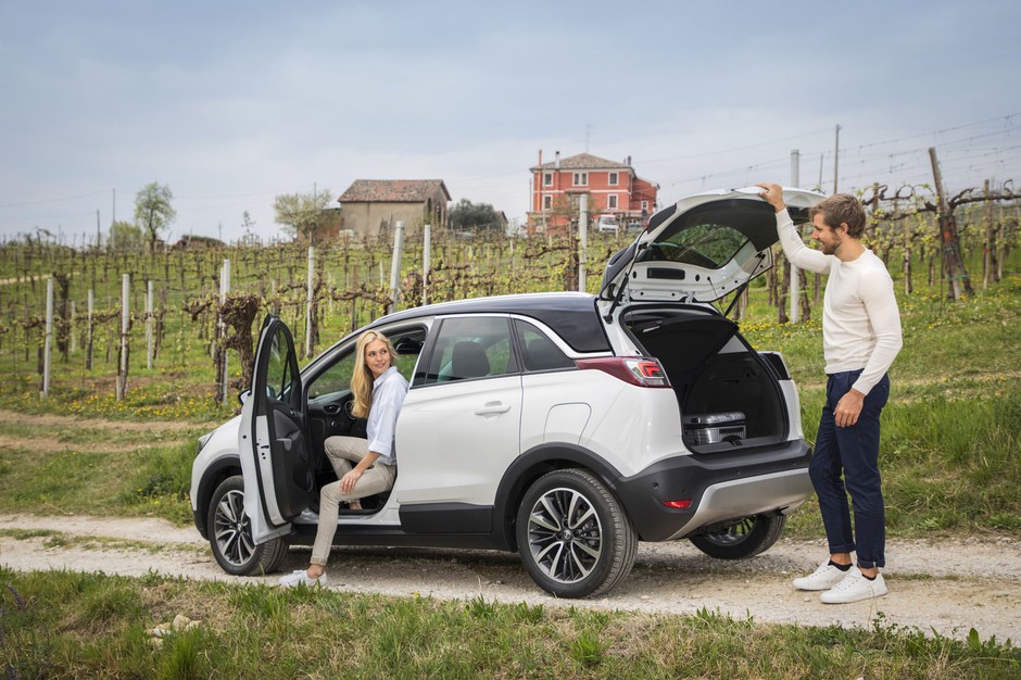 Opel Crossland X 1.2 – wypełnia cenną niszę