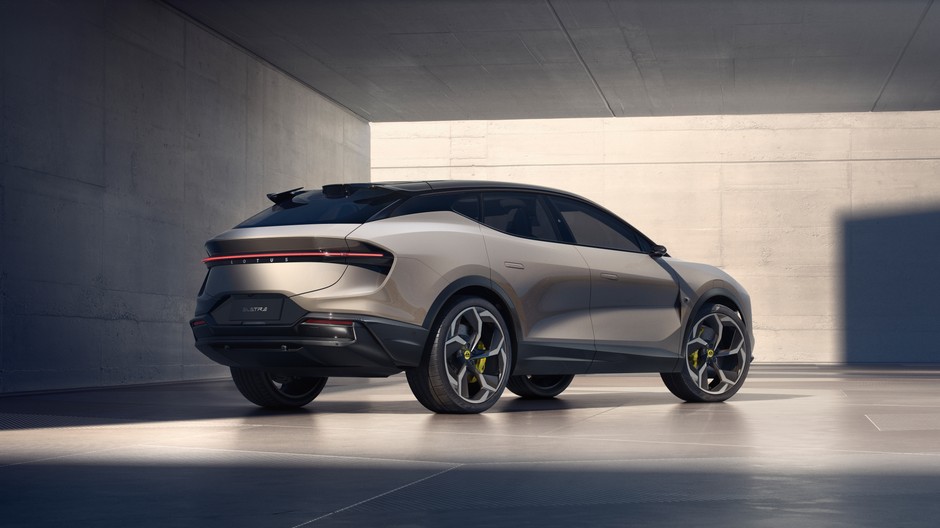 Nowy Lotus Eletre