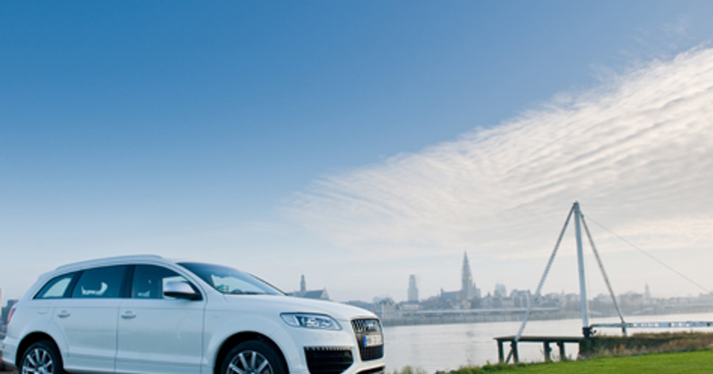 Audi Q7 V12 TDI - Diesel ma powody do dumy
