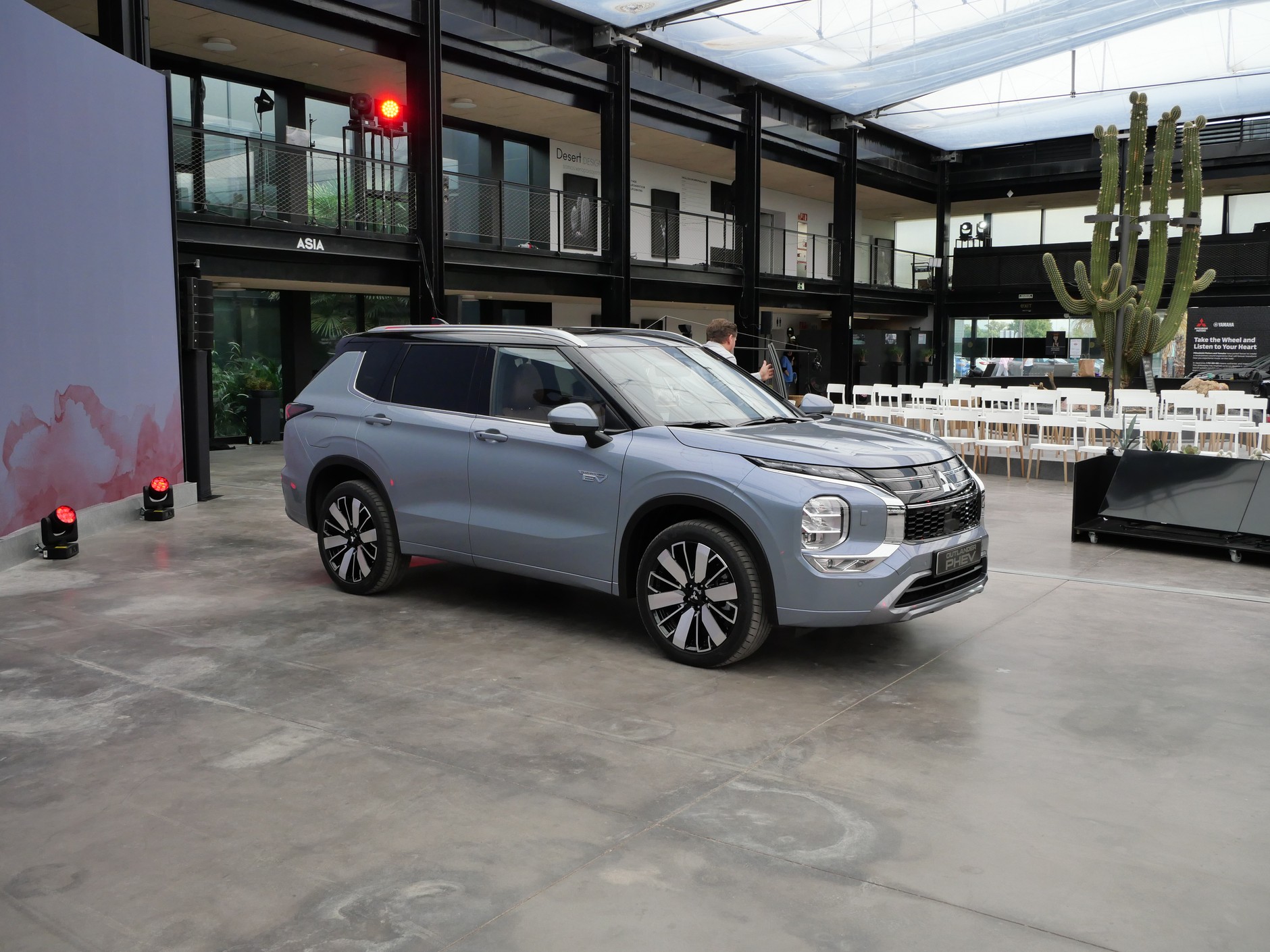 Mitsubishi Outlander PHEV