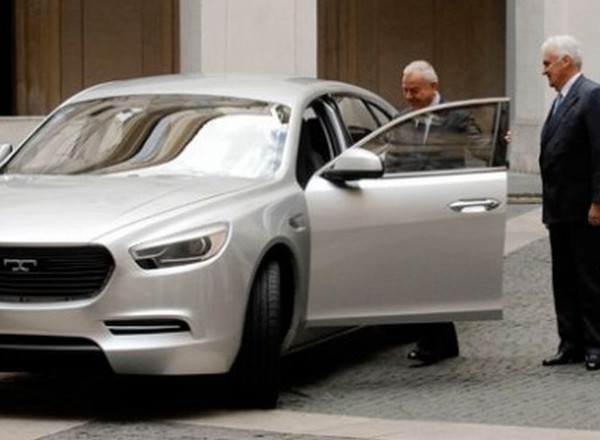 De Tomaso powraca w nietypowym stylu
