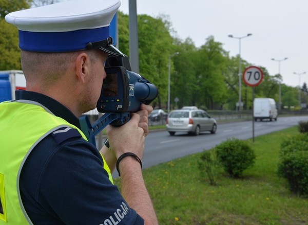 Policja bez litości dla piratów drogowych. Dzisiaj trwa specjalna akcja