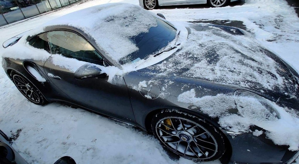 Odzyskane Porsche 911 Turbo S