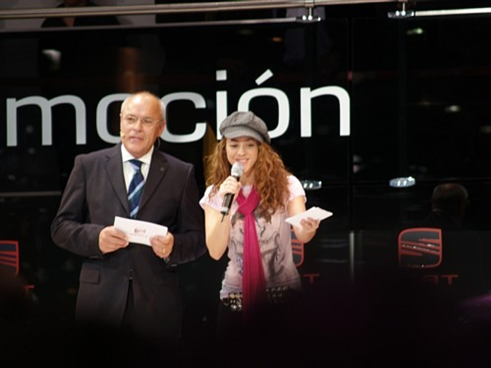 Shakira na stoisku Seata