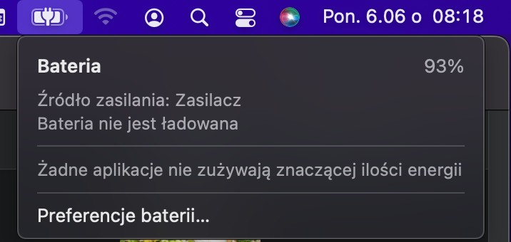 ładowanie laptopa w Enyaqu