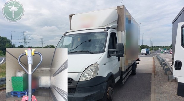Inspektorzy ITD trafili na pojazd, który o tonę przekroczył limit wagi, choć niewiele wiózł