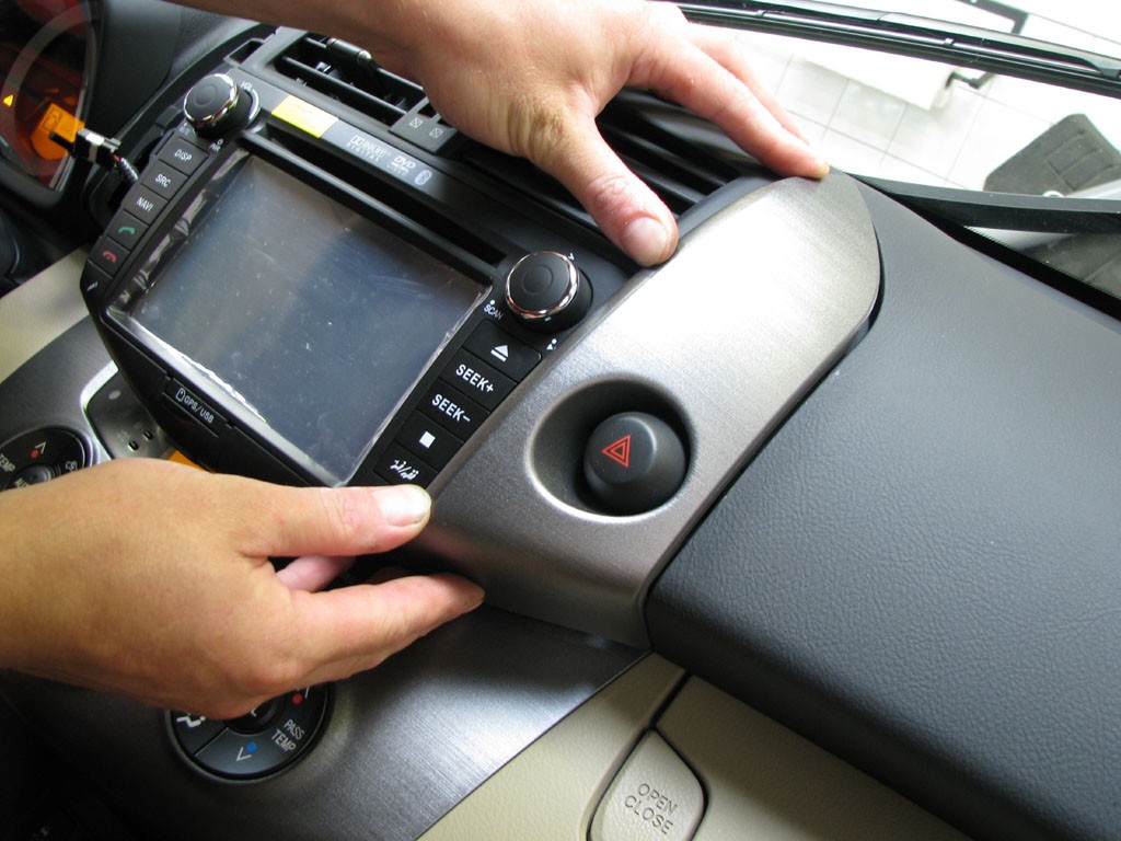 Fabryczne radio? Nie, dziękuję