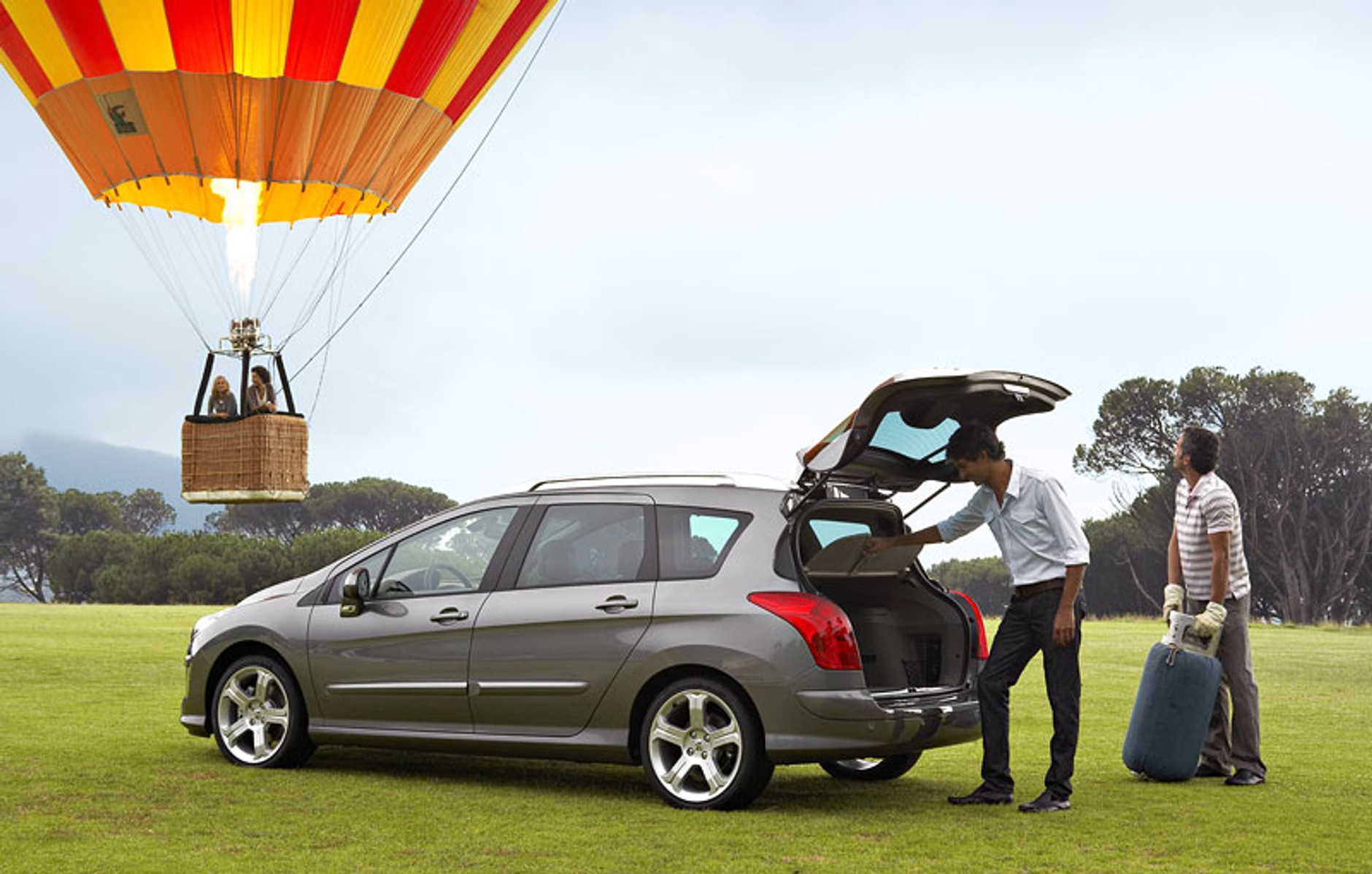 Peugeot 308 na rok 2009: oszczędniejsze silniki, nowy 2,0 HDi