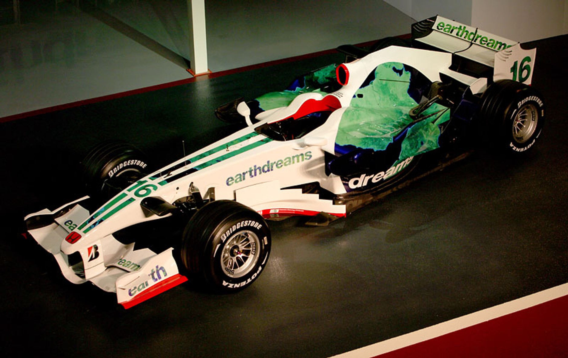 Honda Racing F1 Team 2008 – kierowcy, historia