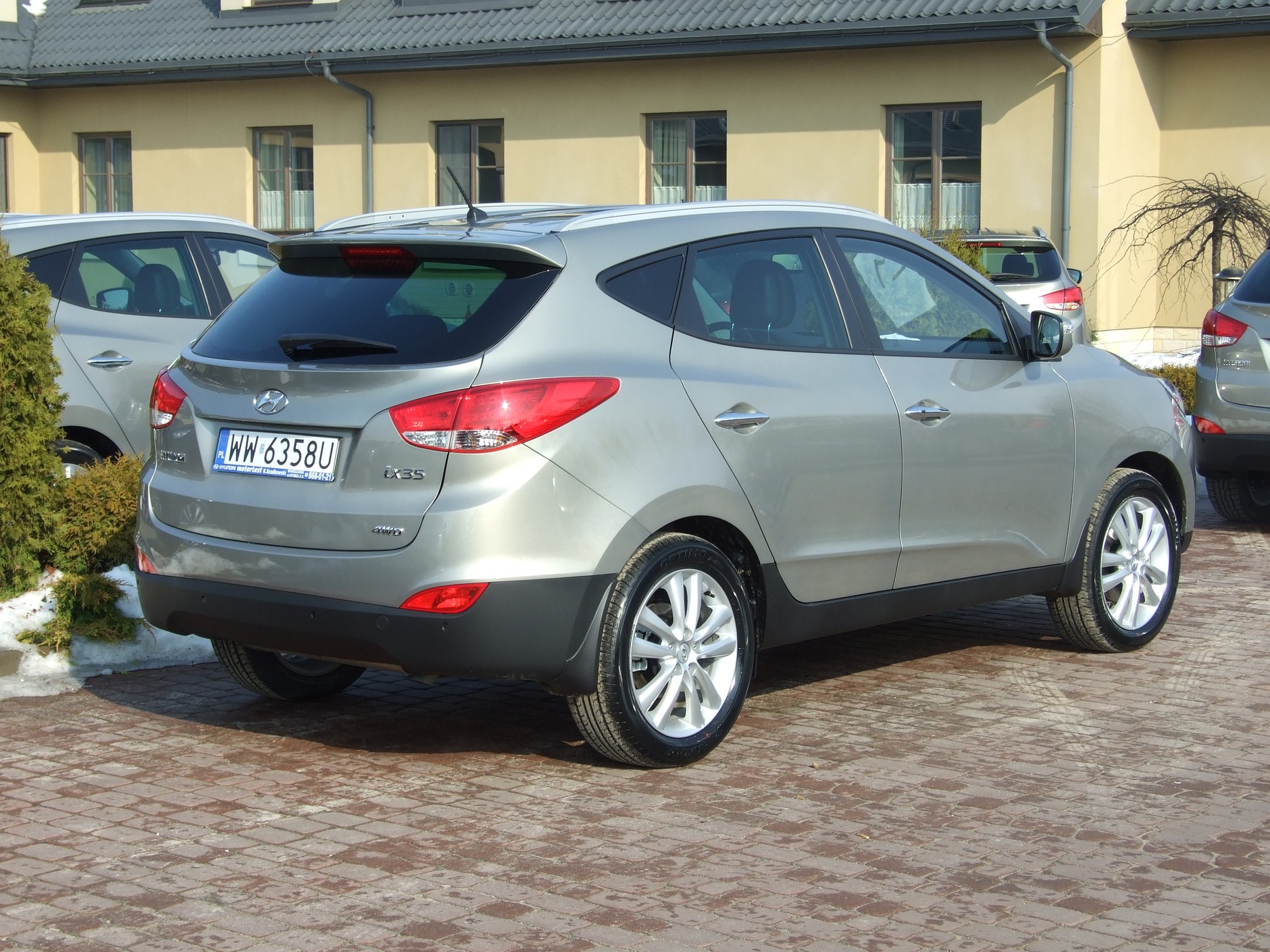 Hyundai ix35: po asfalcie i po błocie, po twardym i po miękkim - nowy gracz w segmencie SUV