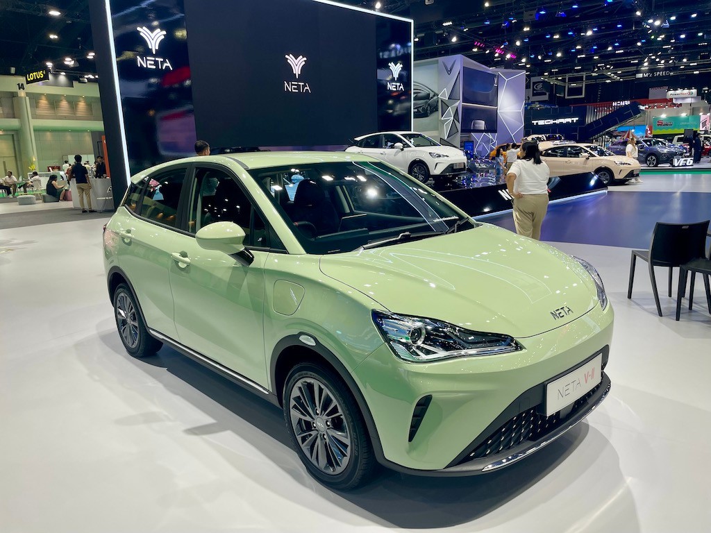 Salon w Bangkoku 2024 – auta chińskie, NETA V-II