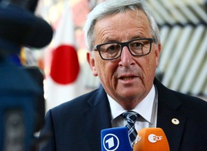 Skandal z silnikami Diesla szkodzi wizerunkowi Niemiec - twierdzi szef Komisji Europejskiej