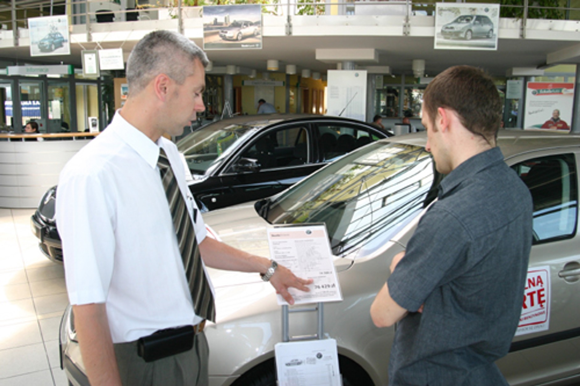 Tajemniczy klient w salonie