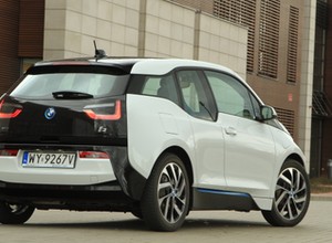 W Koninie za 1 mld złotych powstanie fabryka materiałów do baterii dla aut elektrycznych